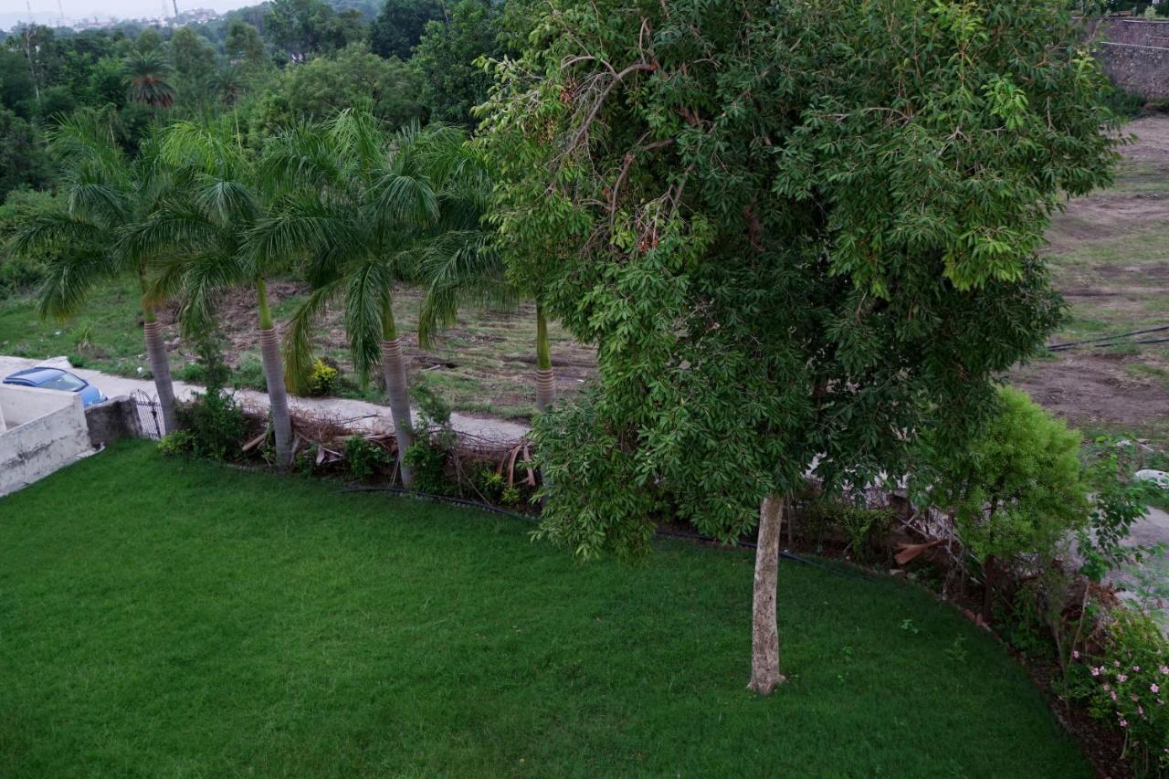 Amour By The Lake Udaipur Exterior photo